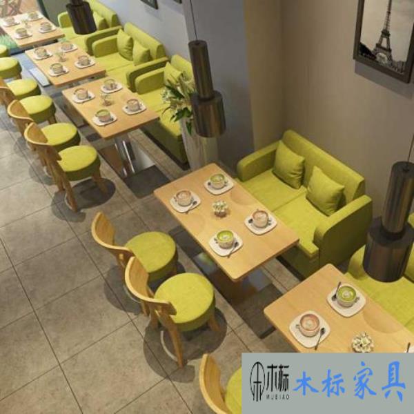 咖啡廳桌椅選購根據空間大小來定制家具 